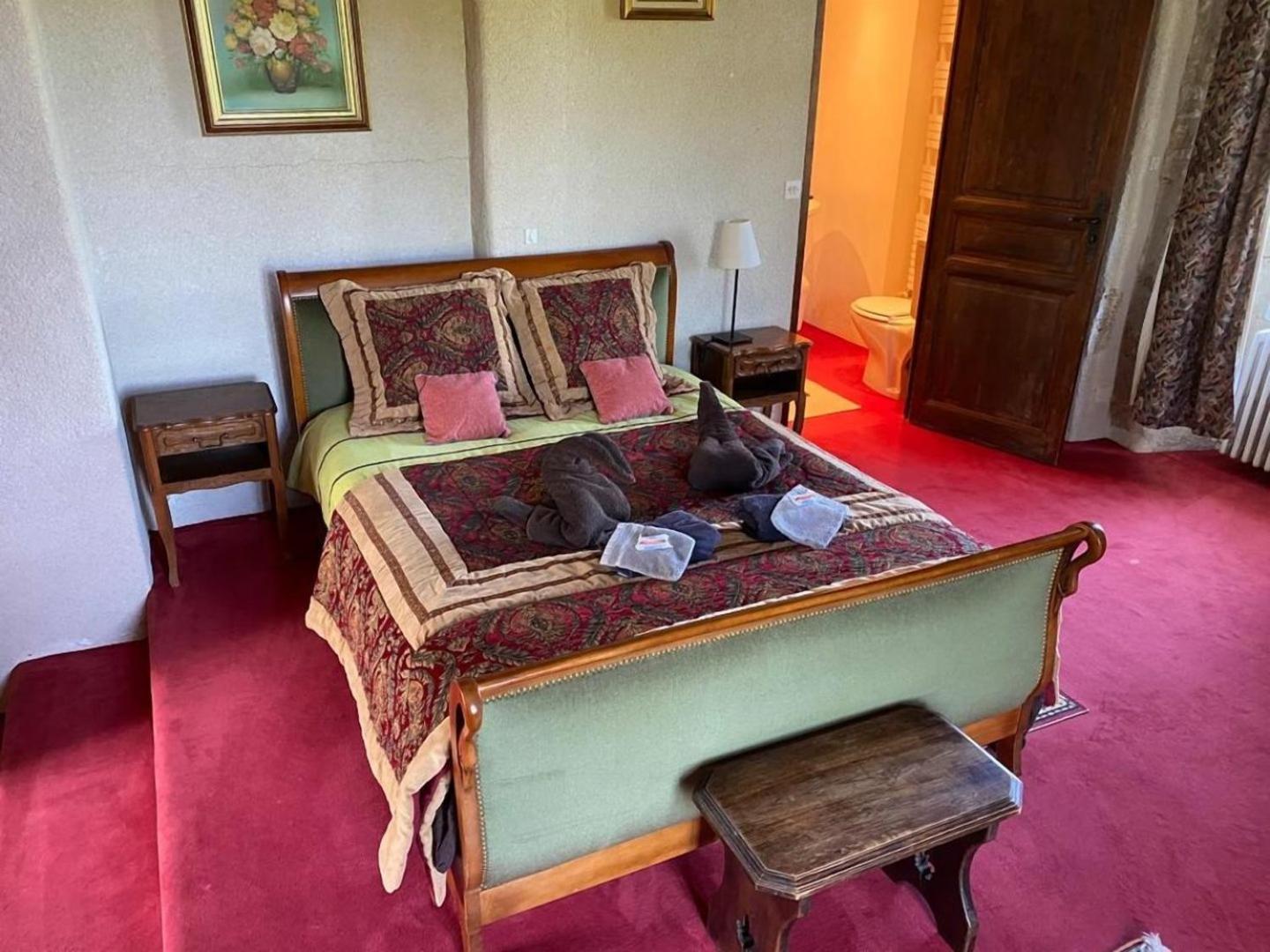 Chateau De Montrame Soisy-Bouy Room photo