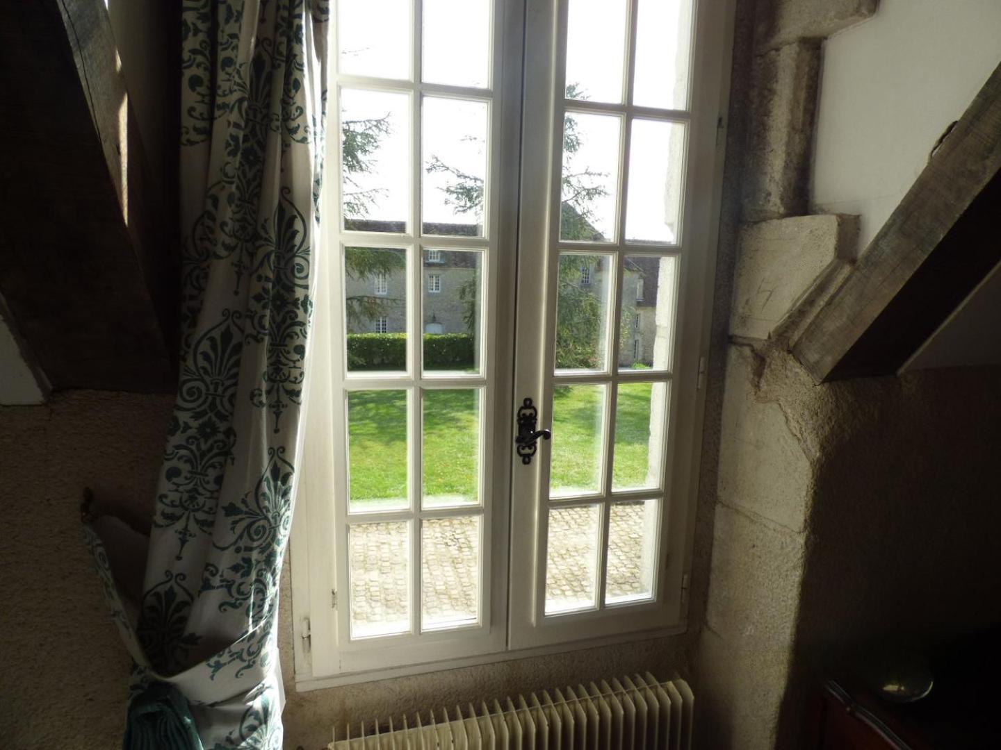 Chateau De Montrame Soisy-Bouy Room photo