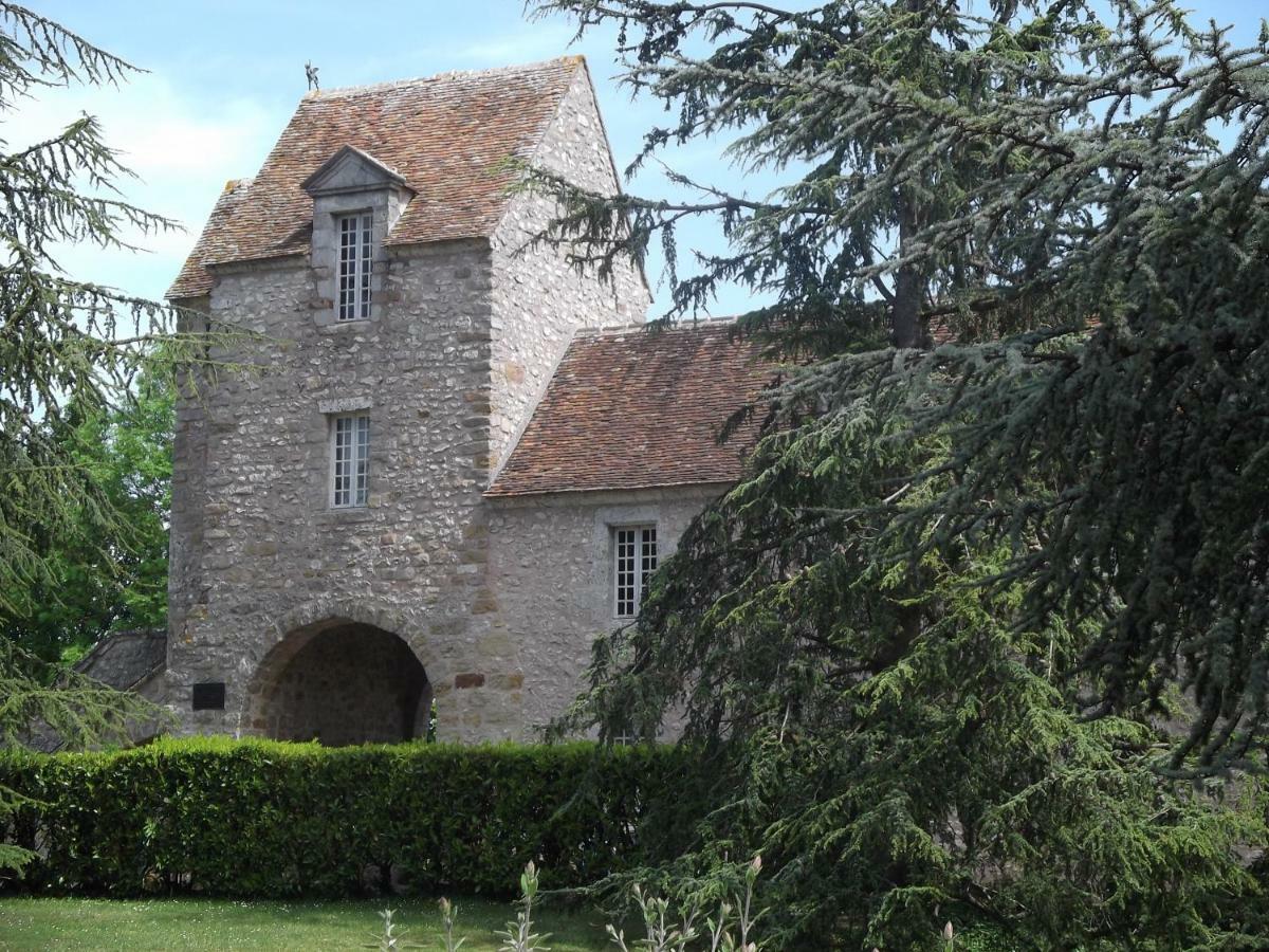 Chateau De Montrame Soisy-Bouy Exterior photo