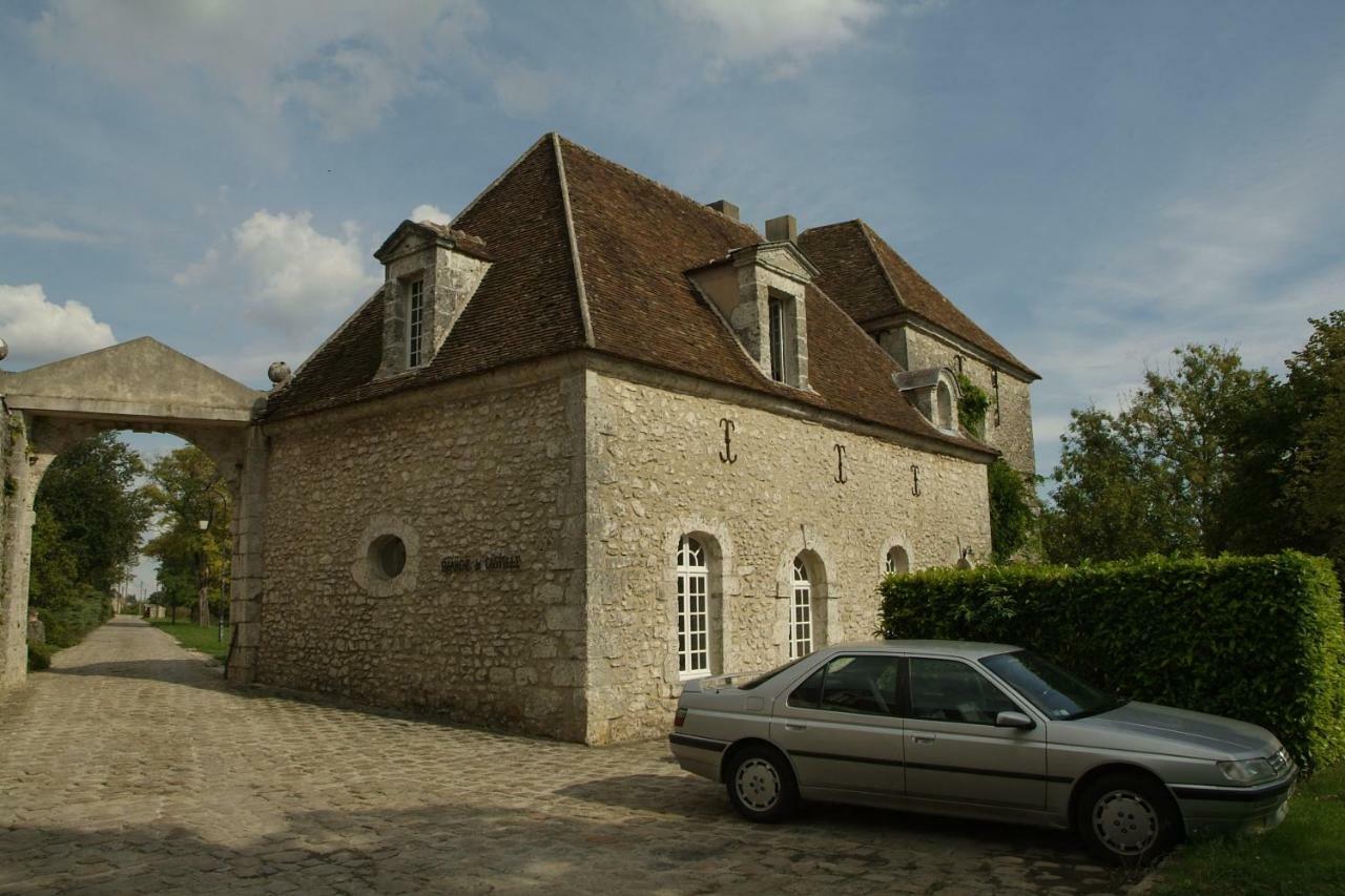 Chateau De Montrame Soisy-Bouy Exterior photo